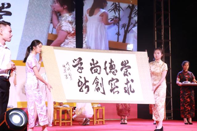 点击查看原图